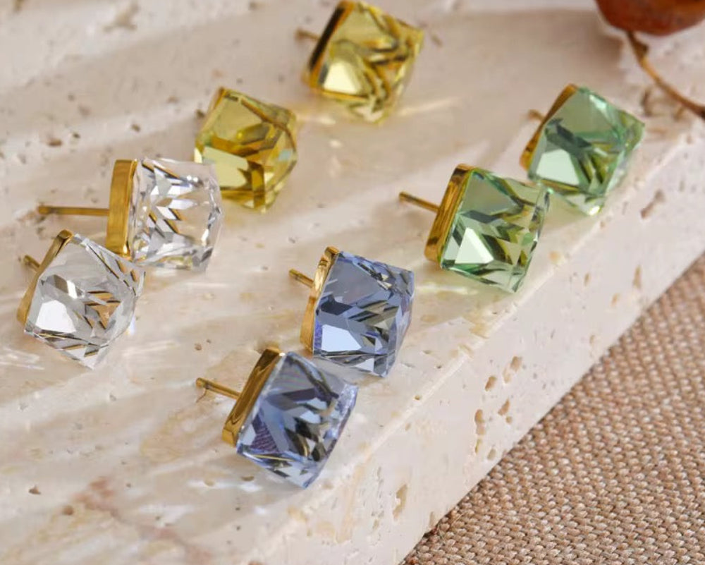 PRISM STUDS