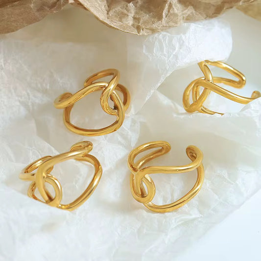 Looped Ring